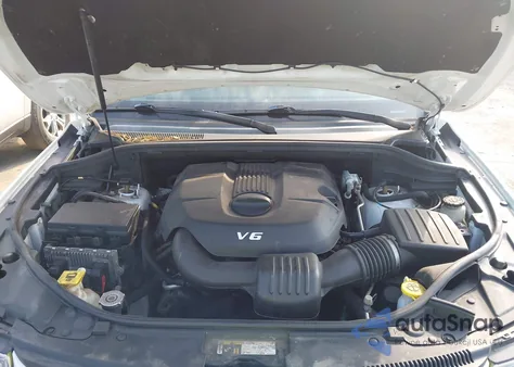 2015 Jeep Grand Cherokee Overland from USA, damaged, VIN 1C4RJFCG2FC840823